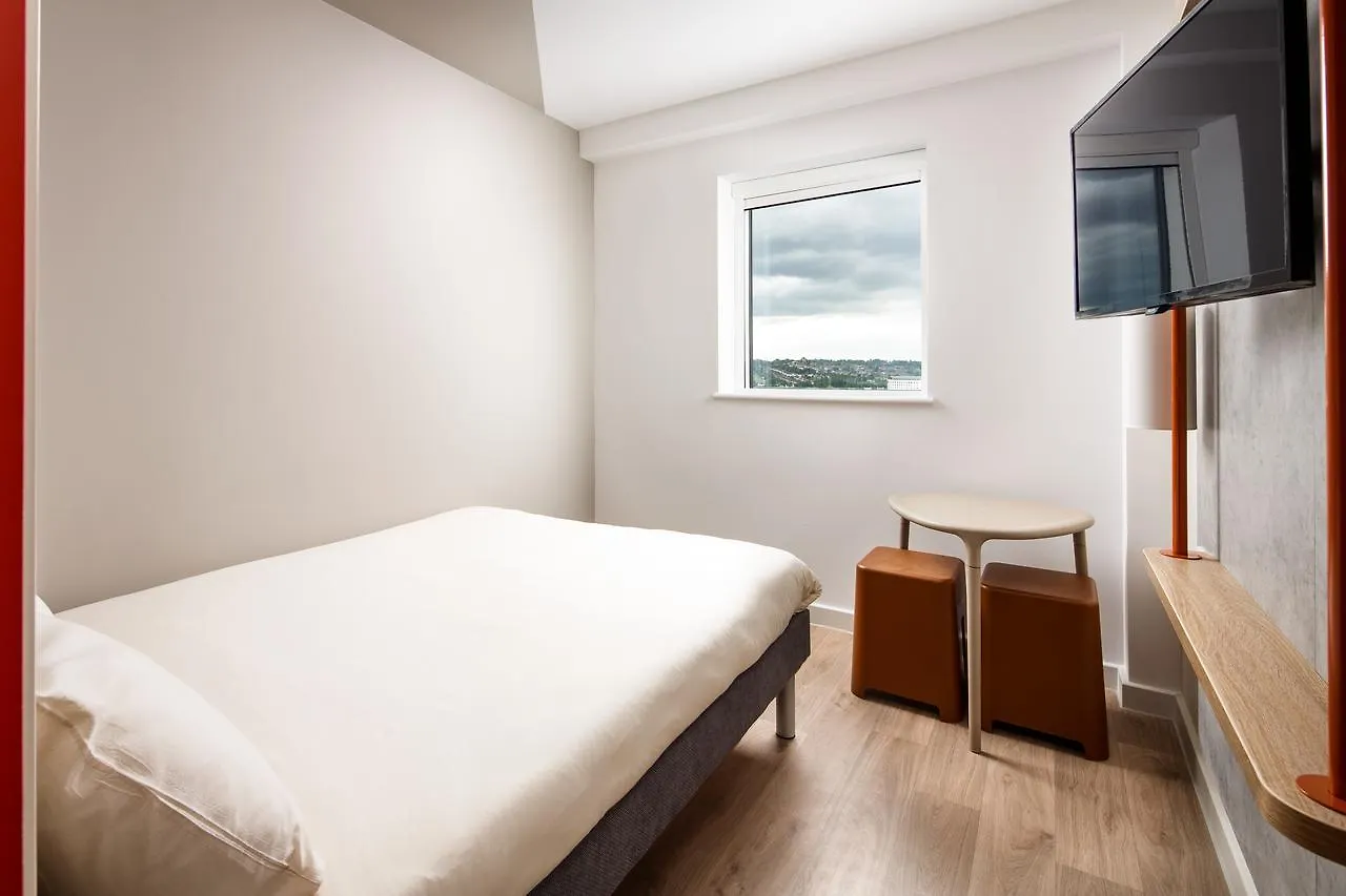 Ibis Budget Luton Airport Отель